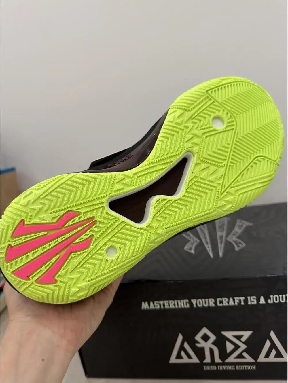 ANTA KAI 1 Speed Men Basketball Shoes Greg Irving Edition Black/Neon Green US 8